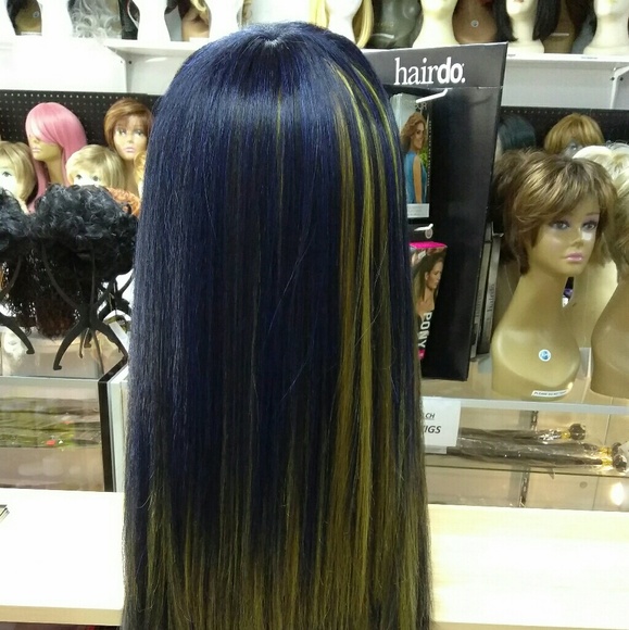 ~Long Wig~ Blue Wig ~  - Picture 6 of 8